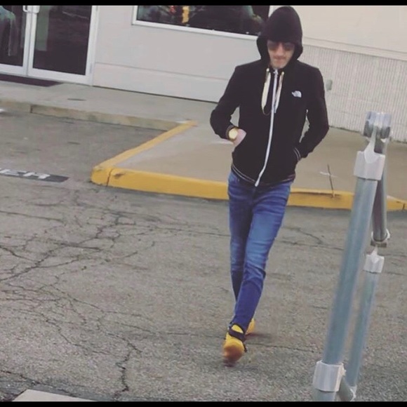 My game day dark knight Gameday shoes 🔥🏀 - Picture 3 of 4